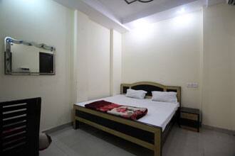 Hotel Kashvi International, New Delhi 4